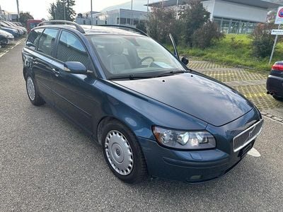 Gebraucht 2004 Volvo V50 Summum Kombi | CHF 1’290 (Etwas zu teuer)