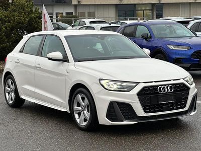 Weiss Gebraucht 2021 Audi A1 Sportback S-Line Kleinwagen | CHF 20’900 (Etwas zu teuer)
