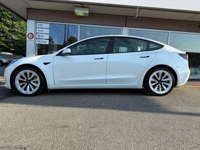 Gebraucht 2021 Tesla Model 3 Long Range AWD Limousine | CHF 24’444 (Etwas zu teuer)