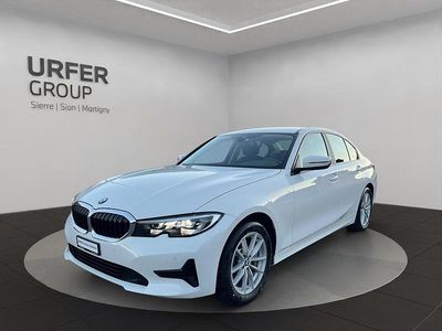 Weiss Gebraucht 2022 BMW 330 Sport Line Limousine | CHF 31’900