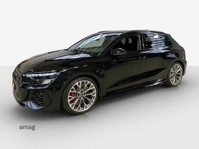 Gebraucht Audi RS3 Ambiente 400 PS (294 kW) 2022 Mythosschwarz metallic Limousine