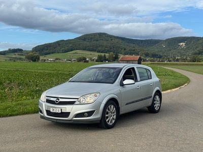 Gebraucht Opel Astra 140 PS (102 kW) 2009