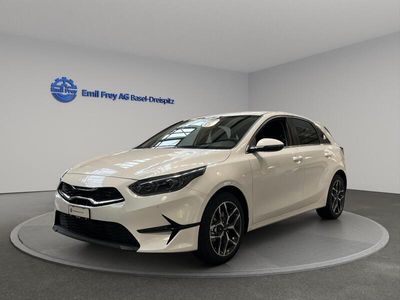 Weiss Neu 2025 Kia Ceed Kleinwagen | CHF 30’900 (Fairer Preis)