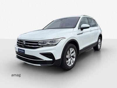 Pure white uni Gebraucht 2023 VW Tiguan Elegance SUV | CHF 34’490 (Fairer Preis)