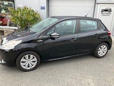 Gebraucht 2012 Peugeot 208 Active Kleinwagen | CHF 4’600 (Fairer Preis)