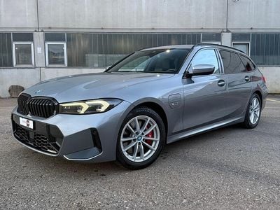 Gebraucht 2023 BMW 330e M Sport Kombi | CHF 24’815 (Fairer Preis)