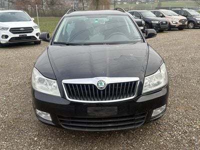 Gebraucht 2012 Skoda Octavia Kombi | CHF 2’900 (Fairer Preis)