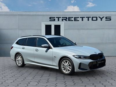 Gebraucht 2022 BMW 330e M Sport Kombi | CHF 26’890 (Superpreis)