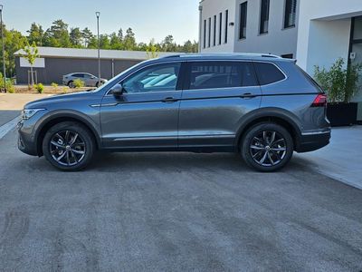 gebraucht VW Tiguan Allspace Life 1.5 TSI 7-Gang DSG