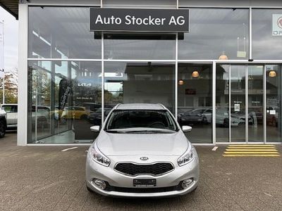 Gebraucht Kia Ceed Sportswagon Style 135 PS (99 kW) 2012 Silber Kombi