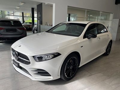 gebraucht Mercedes A250 AMG Line 8G-DCT