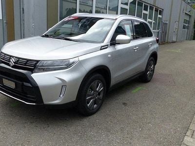 Gebraucht Suzuki Vitara 116 PS (85 kW) 2025 SUV