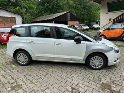 Gebraucht Peugeot 5008 Allure 156 PS (114 kW) 2011 Van / Kleinbus