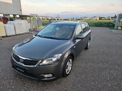 Gebraucht 2012 Kia Ceed Classic Kleinwagen | CHF 4’700 (Teuer)