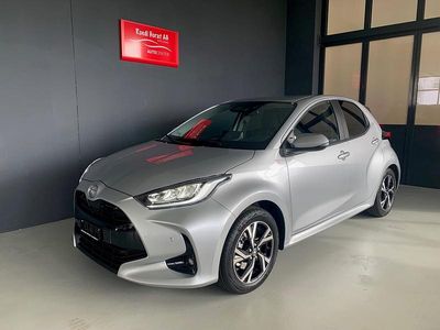 Silber Gebraucht 2025 Toyota Yaris Hybrid Trend Limousine | CHF 26’900 (Etwas zu teuer)