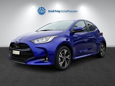 Blau Neu 2025 Toyota Yaris Hybrid Trend Limousine | CHF 28’340 (Etwas zu teuer)
