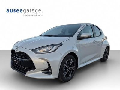 Weiss Neu 2025 Toyota Yaris Hybrid Trend Limousine | CHF 31’480 (Fairer Preis)