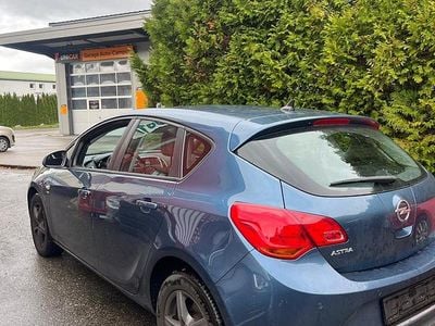 Gebraucht 2013 Opel Astra Sport | CHF 2’800