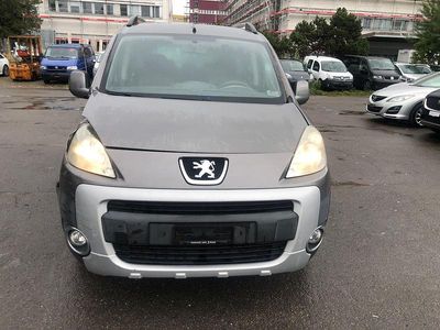 Gebraucht Peugeot Partner Outdoor 120 PS (88 kW) 2011 Van / Kleinbus