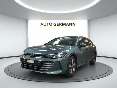 Grün Gebraucht 2024 VW Passat Business Kombi | CHF 31’900 (Etwas zu teuer)