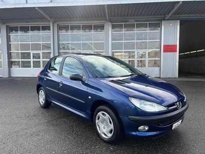 Gebraucht 1999 Peugeot 206 Premium | CHF 1’800 (Etwas zu teuer)