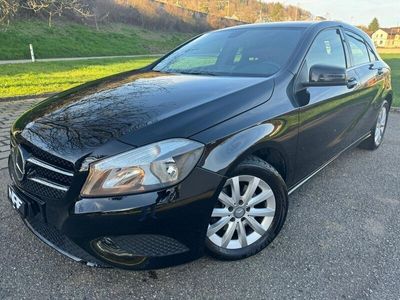 gebraucht Mercedes A180 Style 7G-DCT