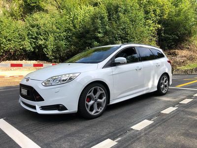 Gebraucht Ford Focus ST 250 PS (183 kW) 2013