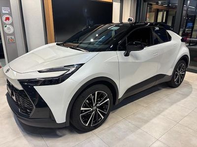 Weiss Neu 2025 Toyota C-HR Style SUV | CHF 49’630 (Etwas zu teuer)