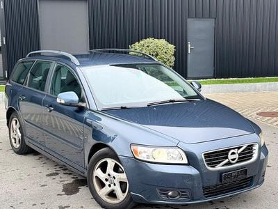 Gebraucht 2010 Volvo V50 R-Design Kombi | CHF 3’850 (Fairer Preis)