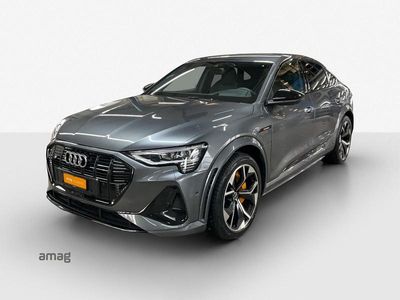 Daytonagrau perleffekt Gebraucht 2021 Audi e-tron Comfort SUV | CHF 33’990 (Guter Preis)