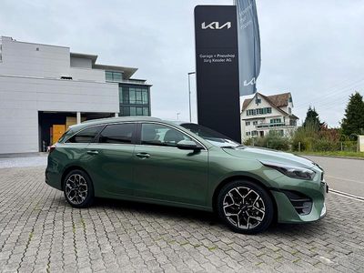 Grün Gebraucht 2025 Kia Ceed Sportswagon GT-Line Kombi | CHF 33’800