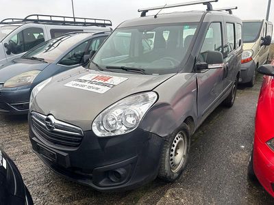 Gebraucht 2014 Opel Combo Cosmo Van / Kleinbus | CHF 1’999 (Fairer Preis)