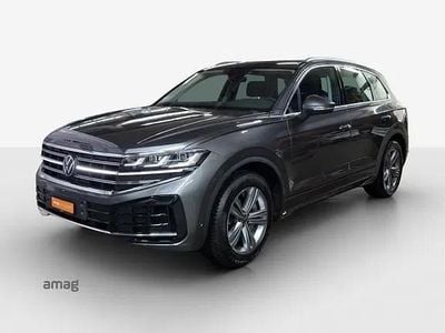 Siliziumgrau metallic Gebraucht 2024 VW Touareg SUV | CHF 76’800