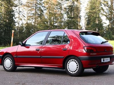 Peugeot 306