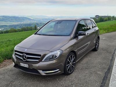 Gebraucht 2013 Mercedes B250 Van / Kleinbus | CHF 10’000
