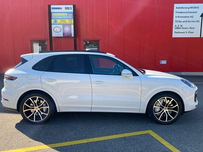Gebraucht 2018 Porsche Cayenne Turbo SUV | CHF 45’896
