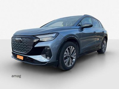 Geysirblau metallic Gebraucht 2022 Audi Q4 e-tron Ambiente SUV | CHF 30’890 (Fairer Preis)