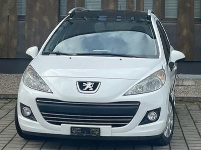 Gebraucht Peugeot 207 Active 95 PS (69 kW) 2011 Kombi