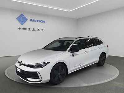 Gebraucht VW Passat R-line 150 PS (110 kW) 2025 Weiss Kombi