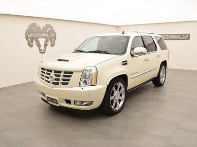 Weiss Gebraucht 2009 Cadillac Escalade SUV | CHF 27’800
