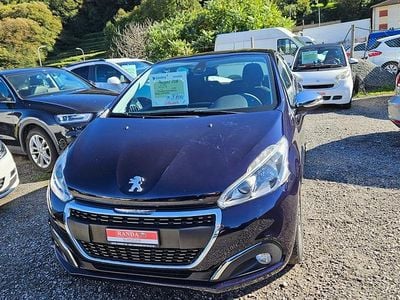 Gebraucht 2016 Peugeot 208 Allure Kleinwagen | CHF 9’800 (Fairer Preis)