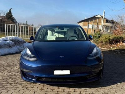 Gebraucht 2019 Tesla Model 3 Limousine | CHF 24’900 (Etwas zu teuer)