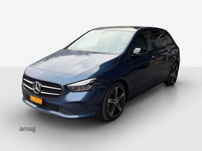 Gebraucht Mercedes B200 Night 163 PS (119 kW) 2021 Bleu Van / Kleinbus