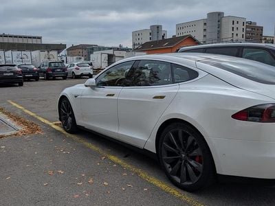 Gebraucht 2015 Tesla Model S Performance Kleinwagen | CHF 19’500 (Superpreis)