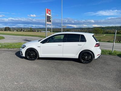 Gebraucht 2017 VW Golf VII R | CHF 29’999 (Etwas zu teuer)