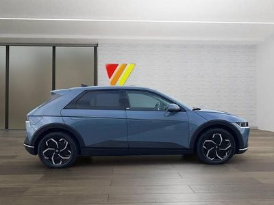 Blau Gebraucht 2024 Hyundai Ioniq Kleinwagen | CHF 49’890