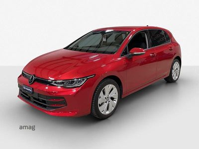 Kings red metallic Gebraucht 2025 VW Golf VIII United Limousine | CHF 29’900 (Fairer Preis)
