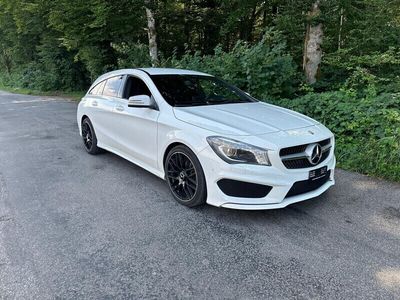 Gebraucht Mercedes CLA180 Shooting Brake AMG line 122 PS (89 kW) 2015 Kombi