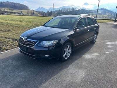 Gebraucht Skoda Superb Elegance 170 PS (125 kW) 2013 Kombi