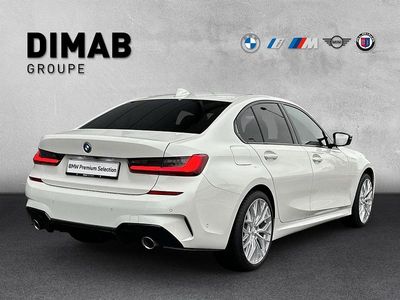 Weiss Gebraucht 2022 BMW 330e M Sport Limousine | CHF 36’900 (Fairer Preis)